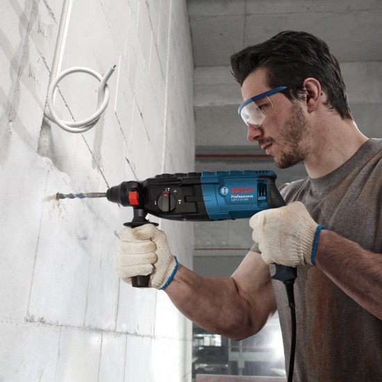 Bosch GBH 2-24 DRE Heavy Duty Rotary Hammer 3-Modes 790W (06112721L0) Bosch GBH 2-24 DRE Heavy Duty Rotary Hammer 3-Modes 790W (06112721L0)
