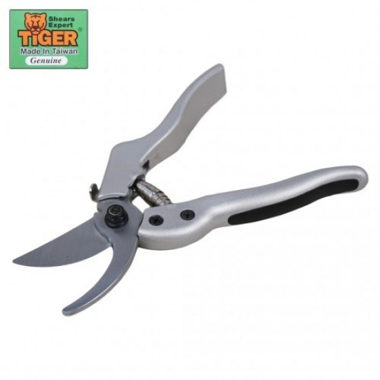 Tiger K-8311 Carbon Steel Blade Pruning Shears 8" Tiger K-8311 Carbon Steel Blade Pruning Shears 8"