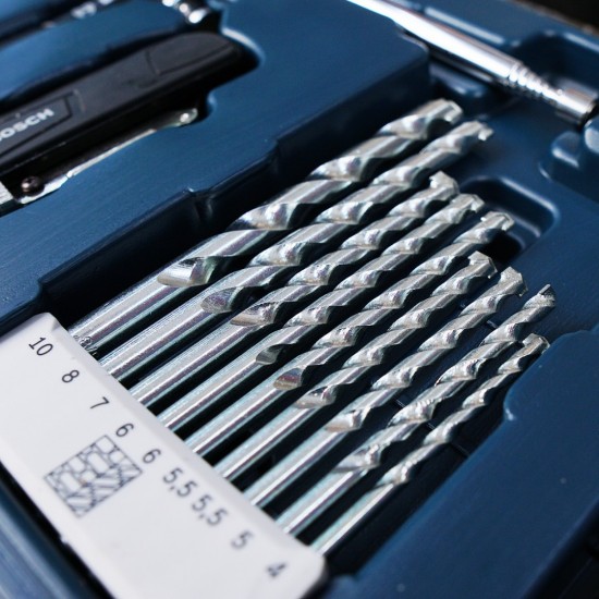 BOSCH V-Line 68PCS Drill Bit & Screwdriver Bit Set (2607017409)