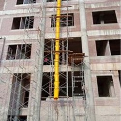 Durachute 600 Hopper Chute with Hopper Steel 600MM (D) x 1M (H) C/W 2x 1.2M Link Chain 