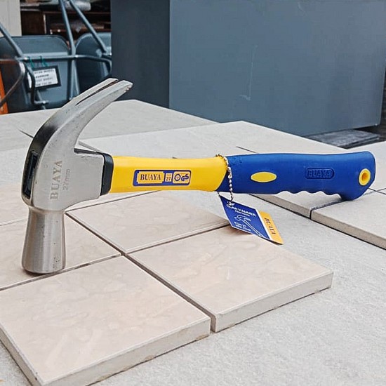 Buaya Claw Hammer with Fiberglass Handle 27MM 16OZ Buaya Claw Hammer with Fiberglass Handle 27MM 16OZ
