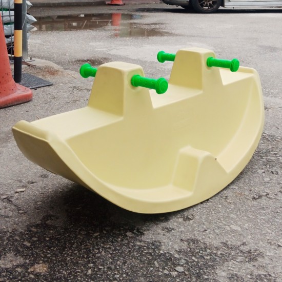 Mui Fatt Junior Seesaw Kids Playground Equipment (Random Colour)
