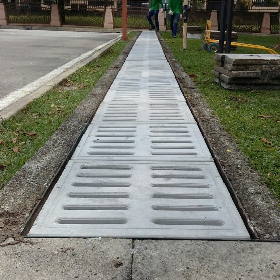 Home Store Precast Compress Slab With Reinforment Y10SQ Steel Bars & Fibre Strands 300MM (W) x 600MM (L) x 50MM (T) Home Store Precast Compress Slab With Reinforment Y10SQ Steel Bars & Fibre Strands 300MM (W) x 600MM (L) x 50MM (T)