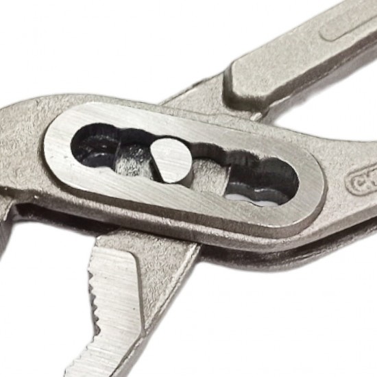 CN Multipurpose Adjustable Combination Plumbing Pipe Wrench Water Pump Plier CN Multipurpose Adjustable Combination Plumbing Pipe Wrench Water Pump Plier