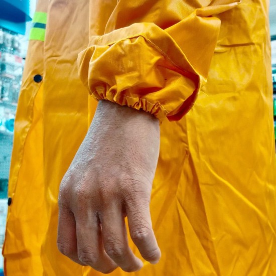 CN 'JIAOXIALA' Heavy Duty Long Knee Yellow Raincoat With Hood & Reflective Safety Stripes 3XL Size CN 'JIAOXIALA' Heavy Duty Long Knee Yellow Raincoat With Hood & Reflective Safety Stripes 3XL Size