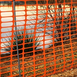 NIETZ PVC Safety Fence Netting 100GSM, Mesh 35MM x 65MM – 1M (W) x 50M (L) | Orange NIETZ PVC Safety Fence Netting 100GSM, Mesh 35MM x 65MM – 1M (W) x 50M (L) | Orange