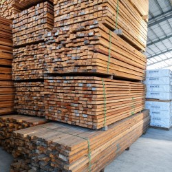 Mixed Hardwood 2" x 3" x 8' UP (Grade B) Mixed Hardwood 2" x 3" x 8' UP (Grade B)